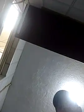 D1ogh0 লাইভ XXX চ্যাট