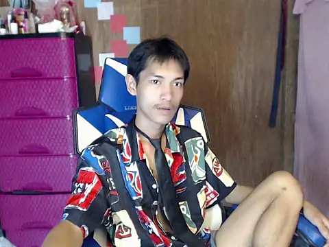 riks_tyler Pertunjukan Webcam