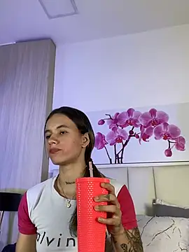 JuliaColemann's Live XXX Chat