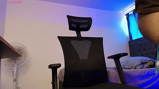 imyourg0d – Naživo XXX chat