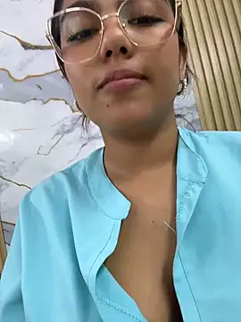 babysaritaa's Live XXX Chat
