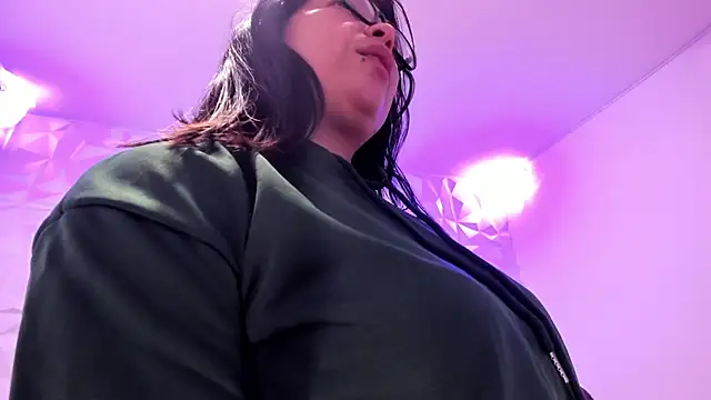 PauletteJ Chat XXX in diretta