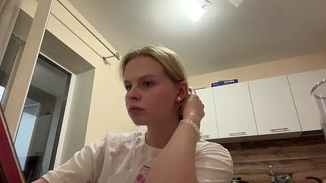 TasiaRibao Live XXX-chat