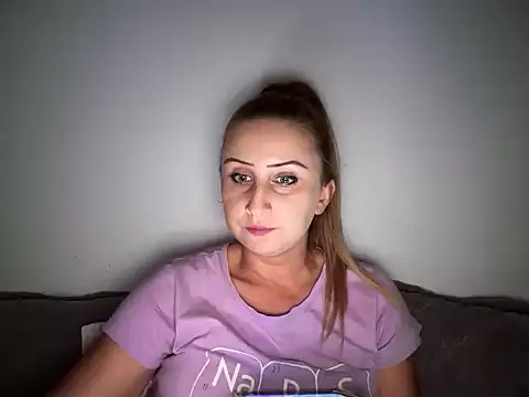 Stephany36 现场XXX聊天