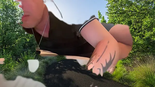 ItsMe_SuperLucn Webbikameraesitys