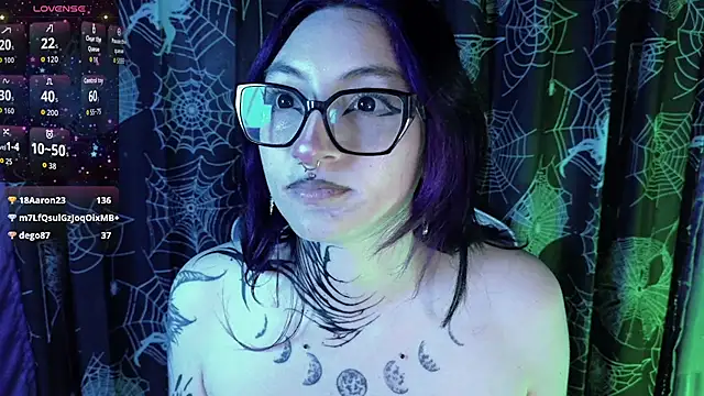 Chat XXX en directo de Kimlennox_