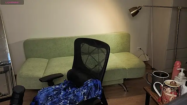 Czat XXX na żywo – Naomi_Velvet
