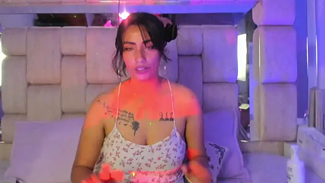 XXX chat uživo modela Tashi7