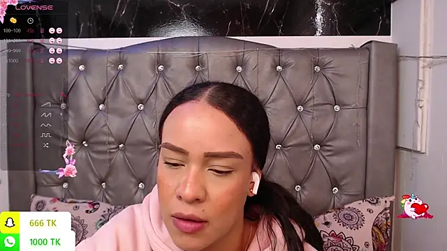 LAILAGUMMY's Live XXX Chat
