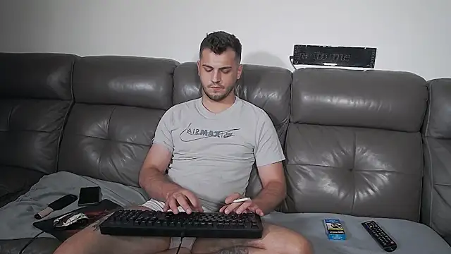 Онлайн чат XXX CrazyDom1