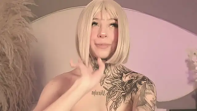 Zhally_Dee Adlı Modelin Canlı XXX Sohbeti