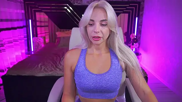 Živý XXX chat BellaRayyy