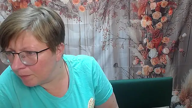 Chat +18 de RadaChudna ao vivo