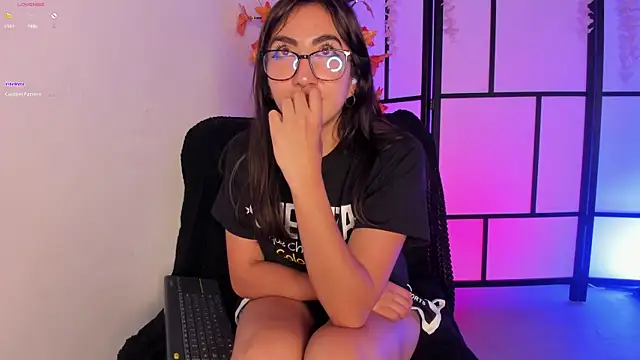 XXX chat uživo modela eimy_castillo