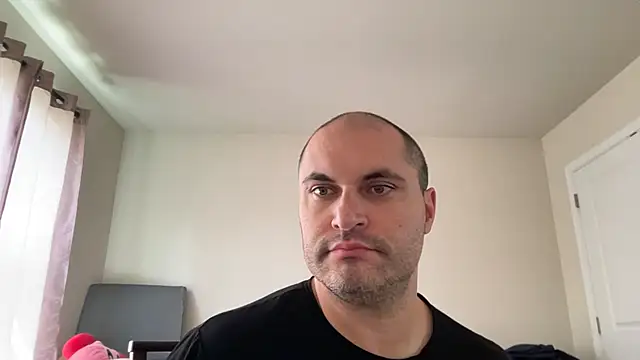 SluggishChase99 Adlı Modelin Web Kamerası Şovu