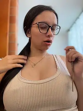 Soy_Sara7 Chat XXX in diretta