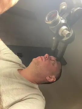 DorianJeday Adlı Modelin Canlı XXX Sohbeti