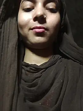 Simran_143 লাইভ XXX চ্যাট
