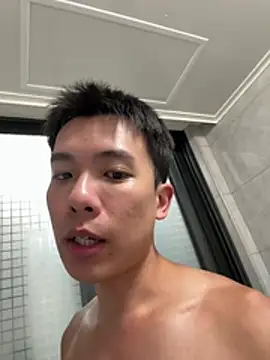 Chatroom XXX en direct de EricGAYSEX