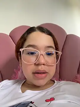 Lucyklein2022 – Live XXX-chat