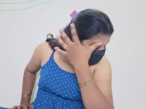 Pokazy przed kamerką – Tamil_romantic_partner