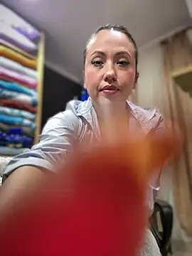 Chat XXX ao vivo de VIOLETA-25_