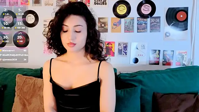 Chatroom XXX en direct de Maya_Rogerss