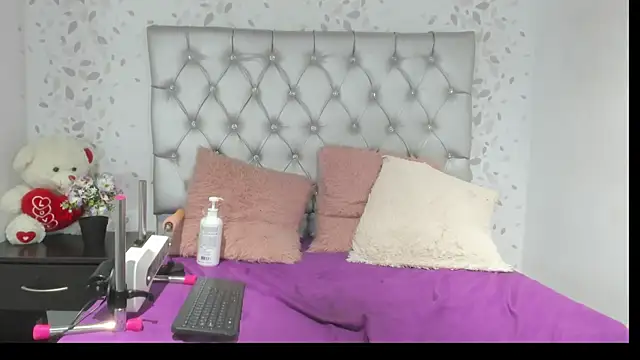 Chatroom XXX en direct de brenda_sofia69