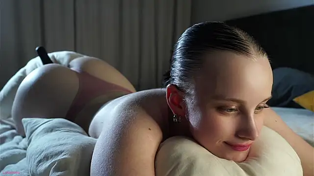 Chatroom XXX en direct de KirstinMcgeady