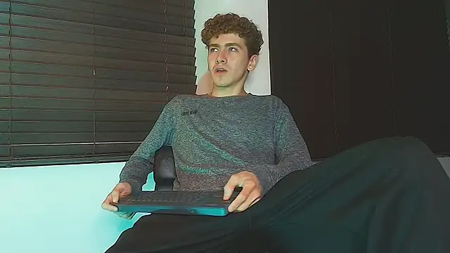 Tyler_Mcrey's Live XXX Chat