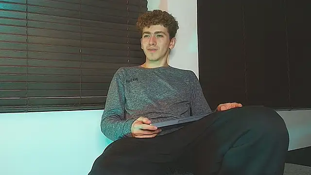 Chat XXX ao vivo de Tyler_Mcrey