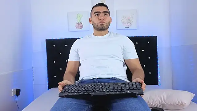 Chat XXX en directo de TristanStone3