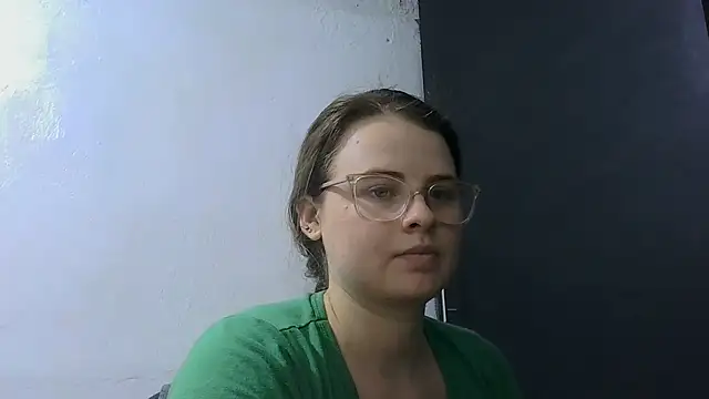 Chat XXX en directo de HellenMiyer1111