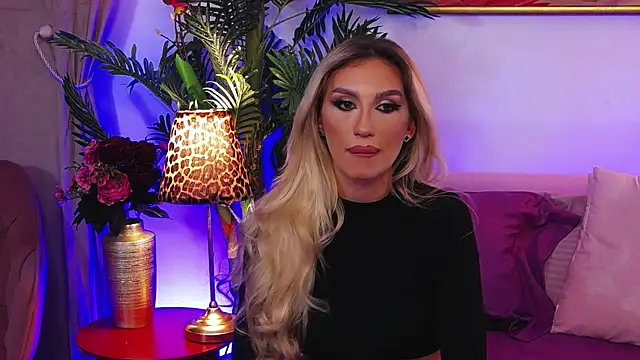Chat +18 de DalidaSelena ao vivo