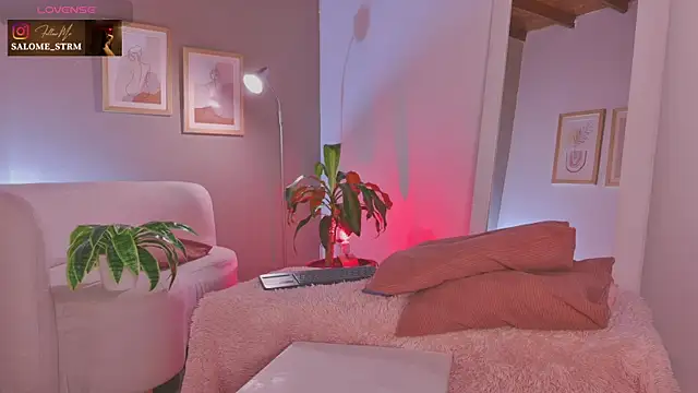 SalomeStorm_'s Live XXX Chat