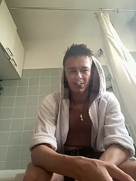 Chat XXX en directo de Toyjungee