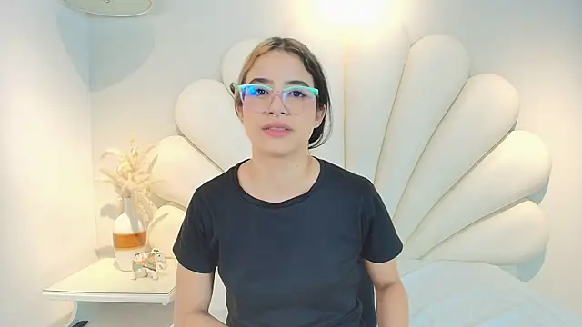 Vyolet_Fire Live XXX Chat