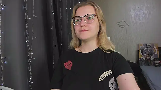 MissBrightShine: онлайн-секс-чат