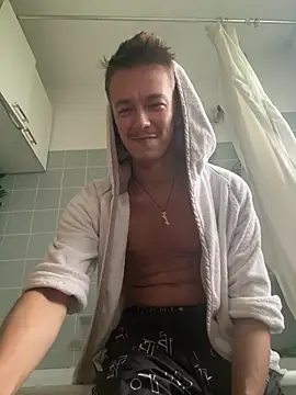 Toyjungee's Live XXX Chat