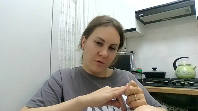 MeadowEyes Adlı Modelin Canlı XXX Sohbeti