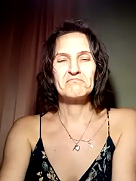 Chatroom XXX en direct de Alene_Lorrie