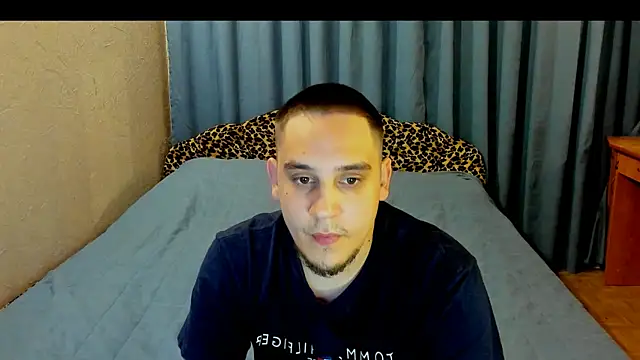Chatroom XXX en direct de Bear_Beer130