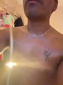 HectorSHot's Live XXX Chat