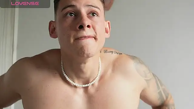 Онлайн чат XXX Muscle_King_Cum