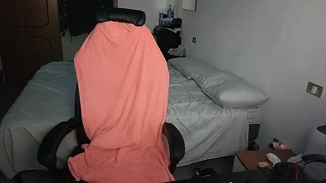 Chat +18 de Al3xox02 ao vivo
