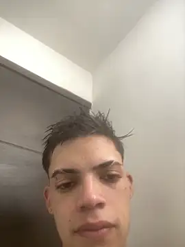 عرض كام Latinos_2001