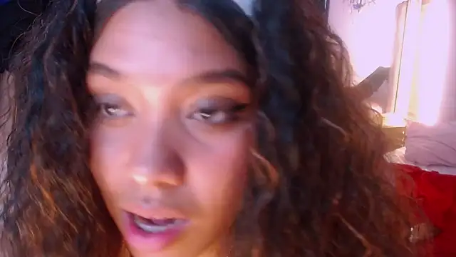 Chat +18 de DafneRoger ao vivo