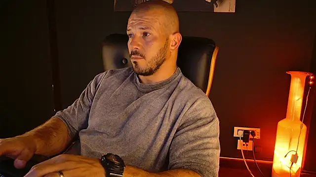 AngeloEric Live XXX Chat