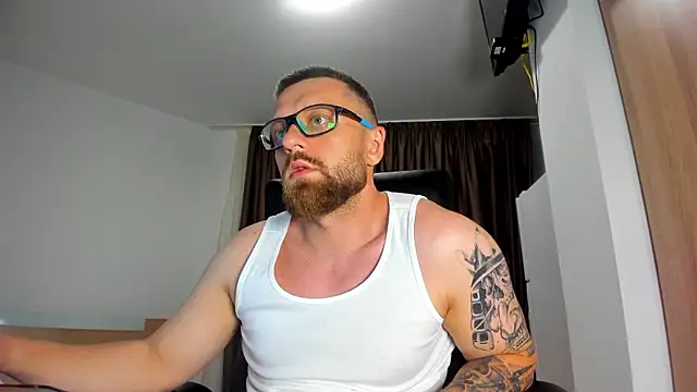 Živý XXX chat Findom_guy