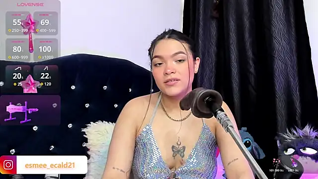 Chat XXX en directo de EsmeCaldwel